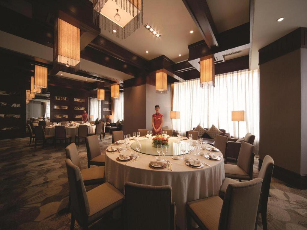 New Century Hangzhou Grand Hotel Экстерьер фото