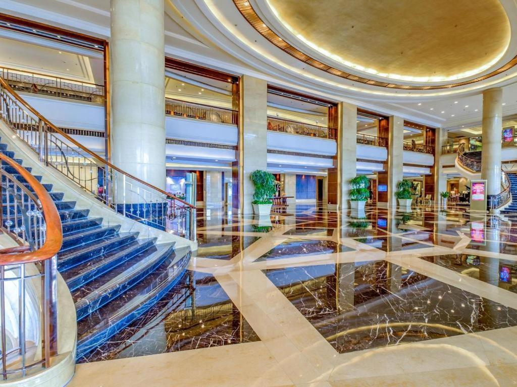 New Century Hangzhou Grand Hotel Экстерьер фото